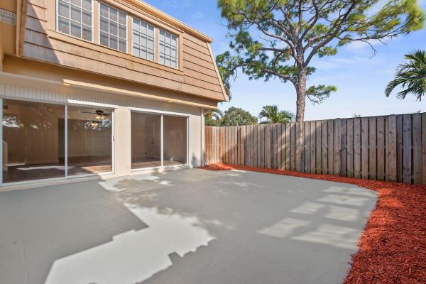 Winchester Courts, 11605 Winchester Dr #A, Palm Beach Gardens, Florida 33410, image 1