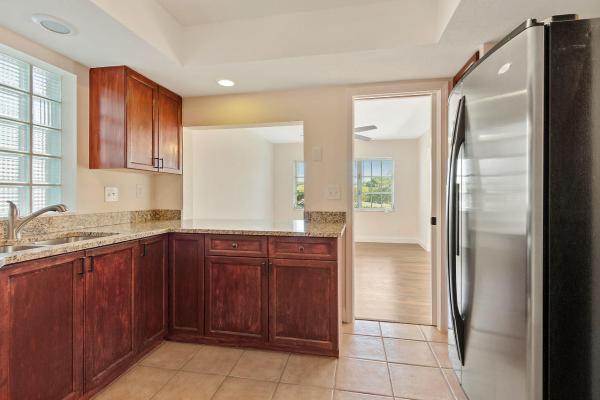 Winchester Courts, 11605 Winchester Dr #A, Palm Beach Gardens, Florida 33410, image 2