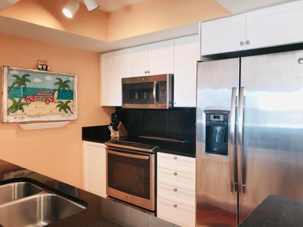 Palmetto Place, 99 SE Mizner Blvd #621, Boca Raton, Florida 33432, image 2