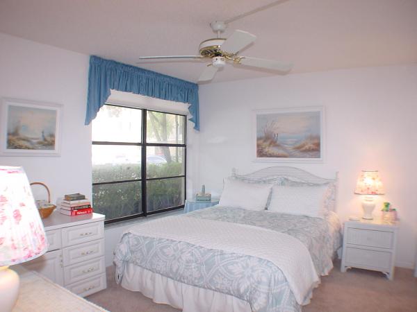 Boca Bayou, 18 Royal Palm Way #1050, Boca Raton, Florida 33432, image 2