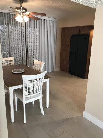 Cypress At Las Verdes, 5370 Las Verdes Cir #319, Delray Beach, Florida 33484, image 2