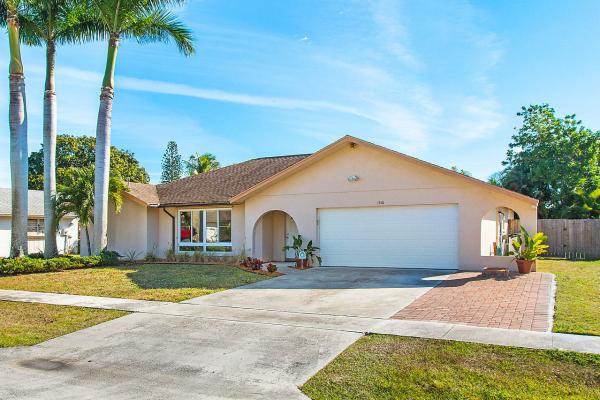 South Shore Of Wellington, 1516 Wyndcliff Dr, Wellington, Florida 33414, image 2