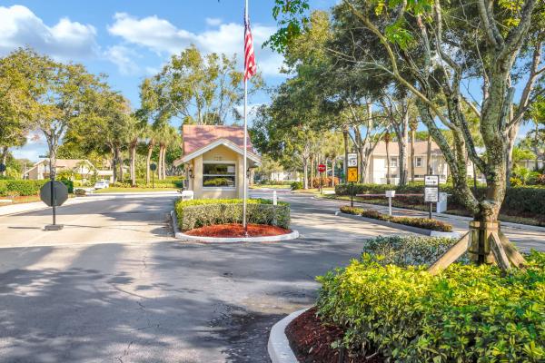 Wellesley At Boynton Beach, 1102 Copley Ct, Boynton Beach, Florida 33436, image 2