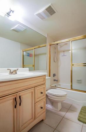 Oak Harbour, 343 Oak Harbour Dr, Juno Beach, Florida 33408, image 1