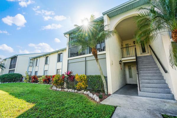 The Palm Club, 1118 Green Pine Blvd #C2, West Palm Beach, Florida 33409, image 1