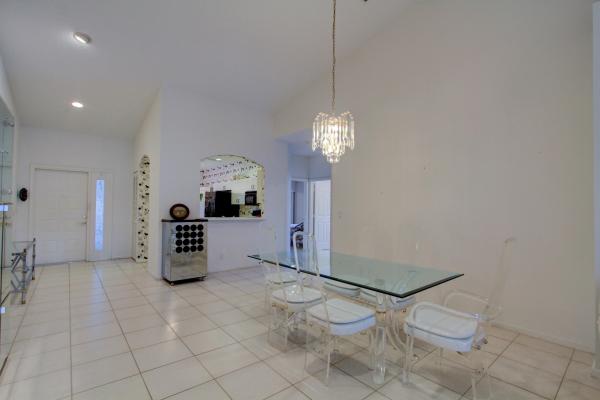 Palm Isles West, 9763 Crescent View Dr S, Boynton Beach, Florida 33437, image 1