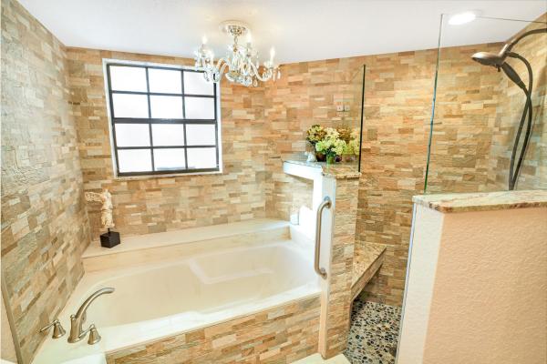 La Cristal At Crystal Pointe, 2520 La Cristal Cir, Palm Beach Gardens, Florida 33410, image 2