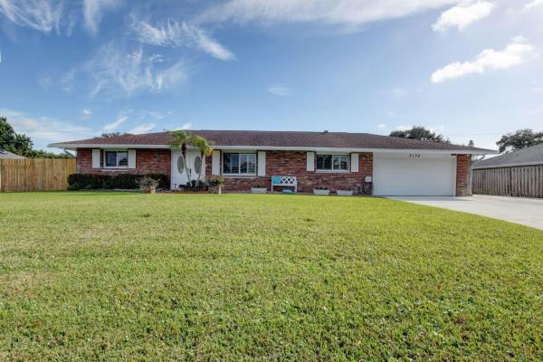 Palm Beach National Golf & Country Club Estates, 3174 Pebble Beach Dr, Lake Worth, Florida 33467, image 1