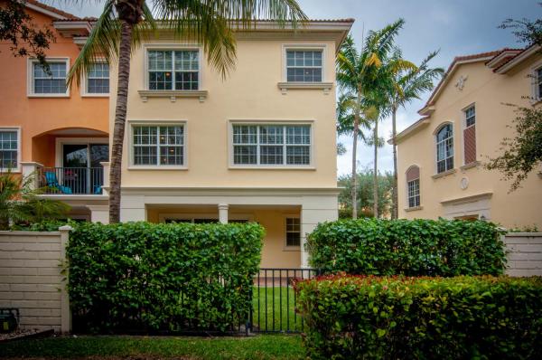 5575 NE Trieste Way, Boca Raton, Florida 33487, image 1