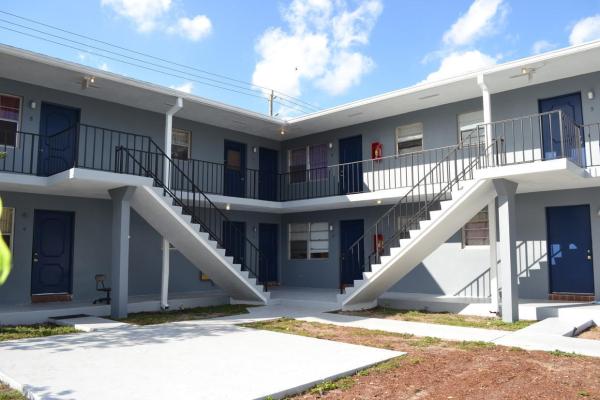 Lakeview Heights, 927 S Pine St, Lake Worth Beach, Florida 33460, image 1