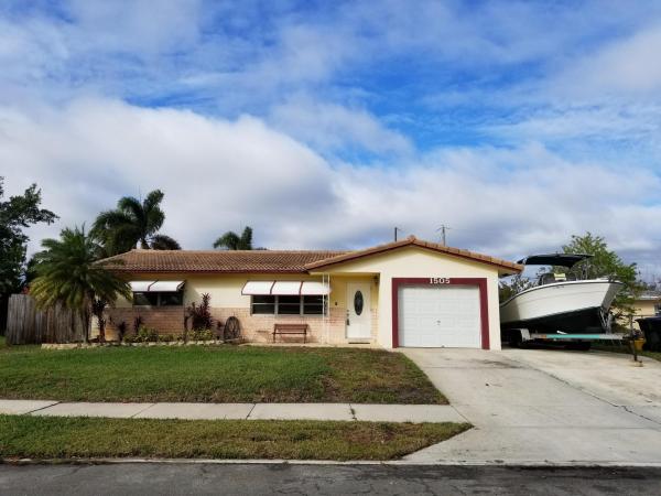 Lake Osborne Hills, 1505 Hillcrest Dr, Lake Worth Beach, Florida 33461, image 1