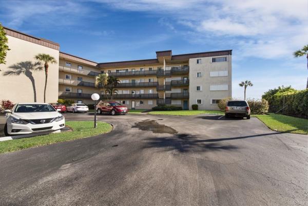 Waterway Club, 100 Waterway Dr S #110, Lantana, Florida 33462, image 1
