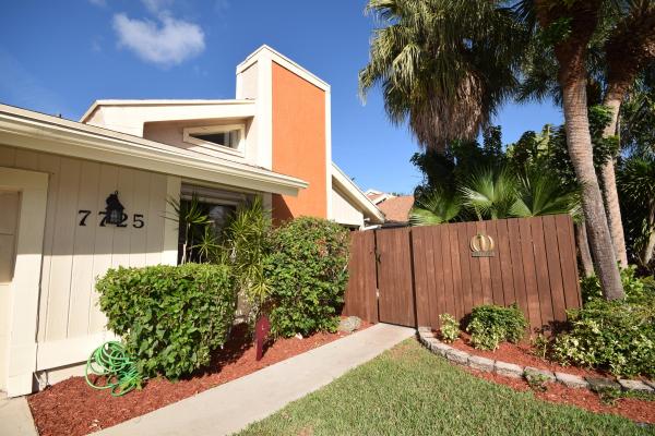 Sierra Del Mar, 7725 Stanway Pl E, Boca Raton, Florida 33433, image 1