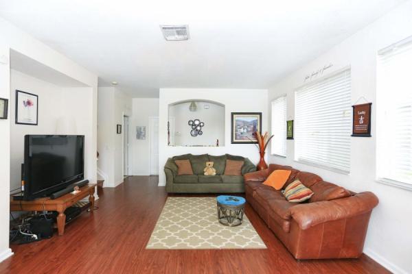 Thousand Oaks, 3082 Laurel Ridge Cir, Riviera Beach, Florida 33404, image 2
