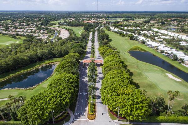 Manchester Greens At Wycliffe, 4035 Manchester Lake Dr, Lake Worth, Florida 33449, image 1