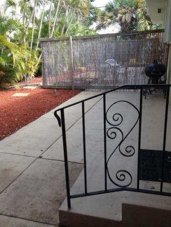 Lake Worth Town, 230 S Palmway, Lake Worth Beach, Florida 33460, image 1