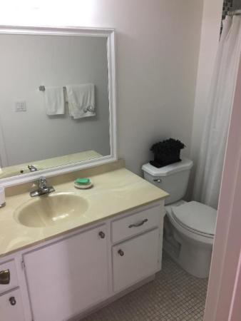 Ventnor, 3013 Ventnor G, Deerfield Beach, Florida 33442, image 2