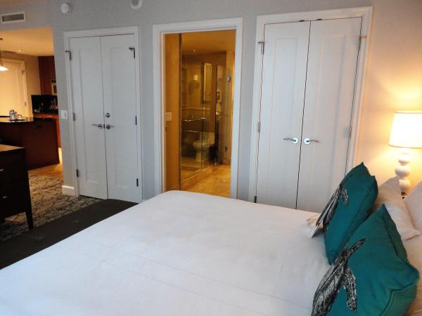 Palm Beach Marriott Singer Island Beach Resort & Spa, 3800 N Ocean Dr #519, Riviera Beach, Florida 33404, image 1
