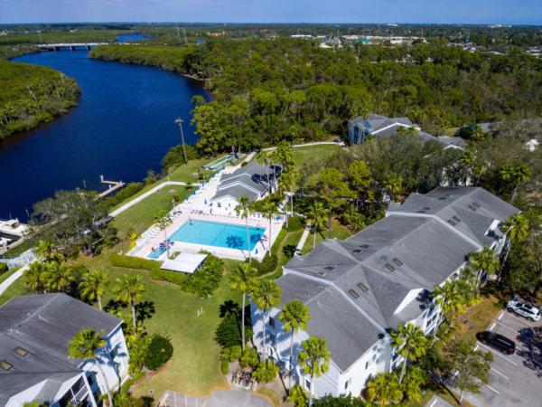 2504 SE Anchorage Cv #3, Port St. Lucie, Florida 34952, image 2