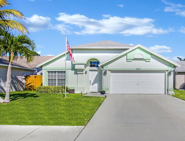 Arbor Glen, 5216 Arbor Glen Cir, Lake Worth, Florida 33463, image 1