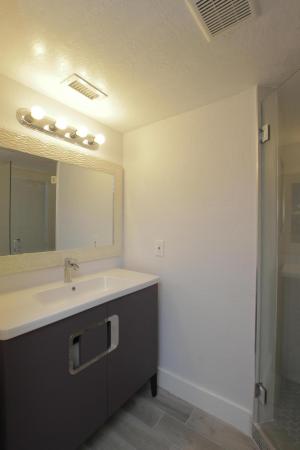 Banyan Lake, 8267 Thames Blvd #A, Boca Raton, Florida 33433, image 1