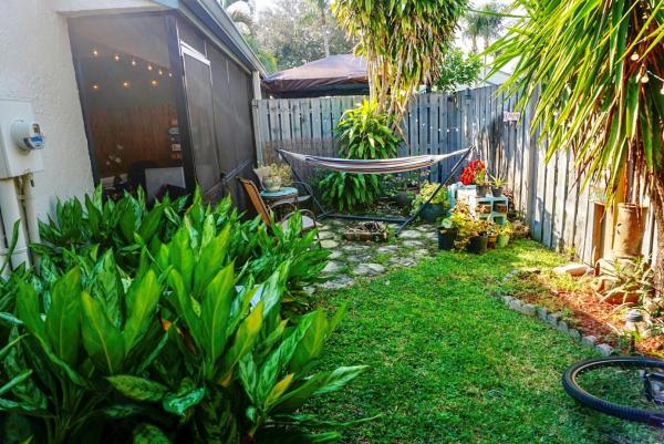 Laurel Club, 4549 Bangor Ave #24, West Palm Beach, Florida 33417, image 1