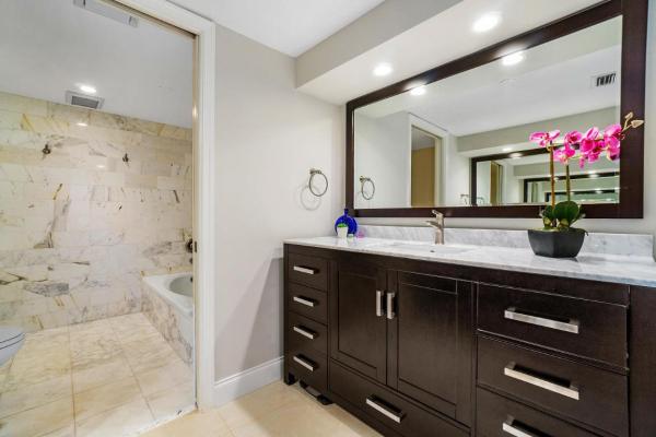 Admirals Walk Tower, 4545 N Ocean Blvd #8A, Boca Raton, Florida 33431, image 1