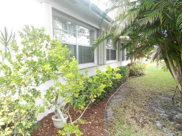 Lucerne Lakes South, 7270 Pine Park Dr N, Lake Worth, Florida 33467, image 1