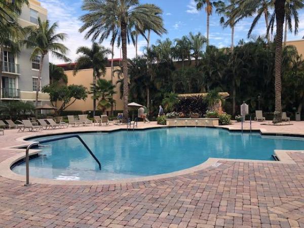The Courtyards In CityPlace, 720 S Sapodilla Ave #405, West Palm Beach, Florida 33401, image 2