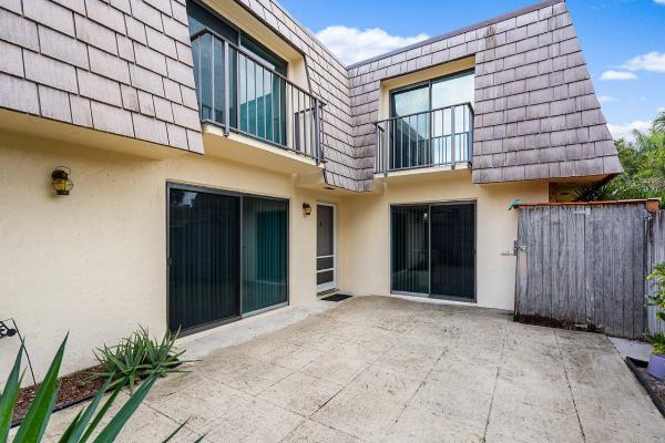 Ocean Cove, 120 Ocean Cove Dr, Jupiter, Florida 33477, image 2