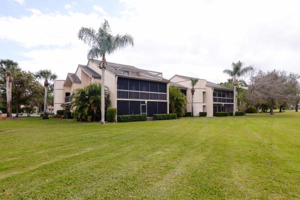Quail Run Village, 9450 Meadowood Dr #203, Fort Pierce, Florida 34951, image 3