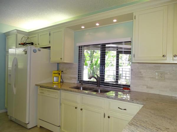 Bella Vista, 1127 E Seminole Ave #3A, Jupiter, Florida 33477, image 2