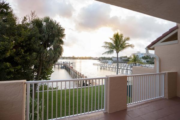 Coconut Cove Of Lantana, 326 N Lake Dr, Lantana, Florida 33462, image 2