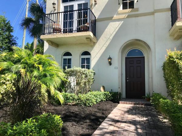 Estancia At Boynton Beach, 3211 Estancia Ln, Boynton Beach, Florida 33435, image 1