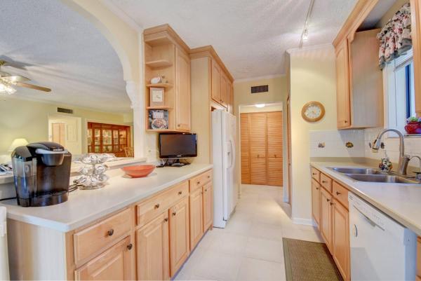 Windsong, 6314 Longboat Ln W #102, Boca Raton, Florida 33433, image 2