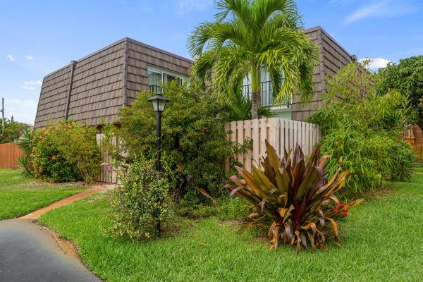 Los Mangos Patio Villas, 2634 SE 5th Cir, Boynton Beach, Florida 33435, image 1