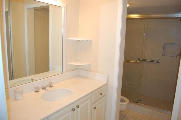 Golf Villas, 354 Brackenwood Cir, Palm Beach Gardens, Florida 33418, image 2