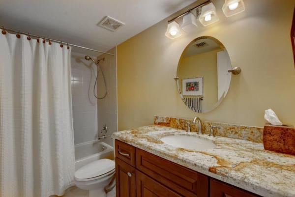 Regal Shores North At Coral Lakes, 5778 Crystal Shores Dr #205, Boynton Beach, Florida 33437, image 2