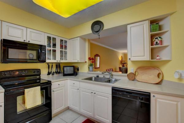 Regal Shores North At Coral Lakes, 5778 Crystal Shores Dr #205, Boynton Beach, Florida 33437, image 1