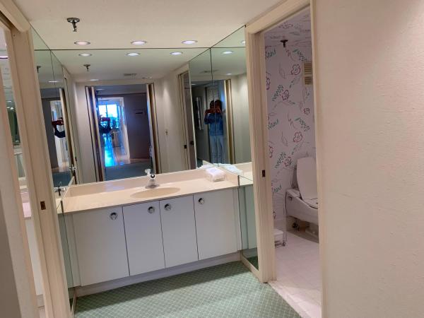 Parliament East, 2427 Presidential Way #804, West Palm Beach, Florida 33401, image 1
