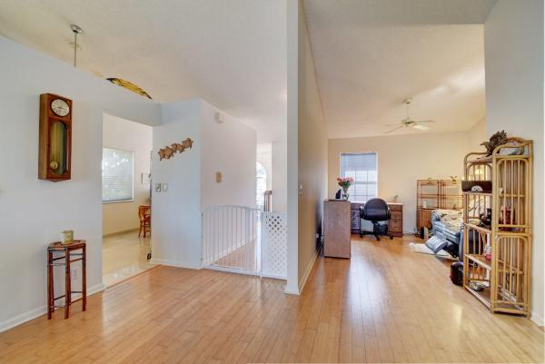 Emerald Pointe, 14407 Via Royale #3, Delray Beach, Florida 33446, image 2