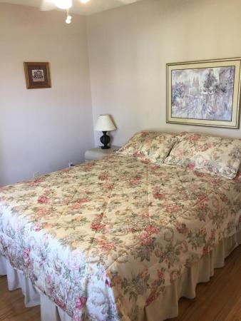 Floral Lakes, 6054 Lake Hibiscus Dr, Delray Beach, Florida 33484, image 2