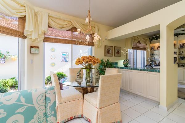 Villa D'Este, 15 Via Aurelia, Palm Beach Gardens, Florida 33418, image 2