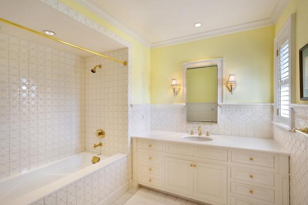 Bello Lido, 1284 N Lake Way, Palm Beach, Florida 33480, image 2
