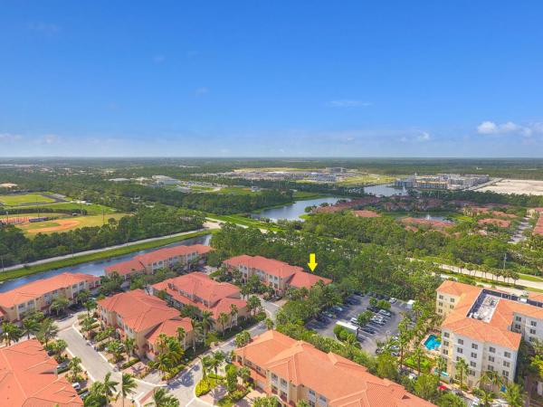 Cielo Townhomes, 5117 Artesa Way, Palm Beach Gardens, Florida 33418, image 2