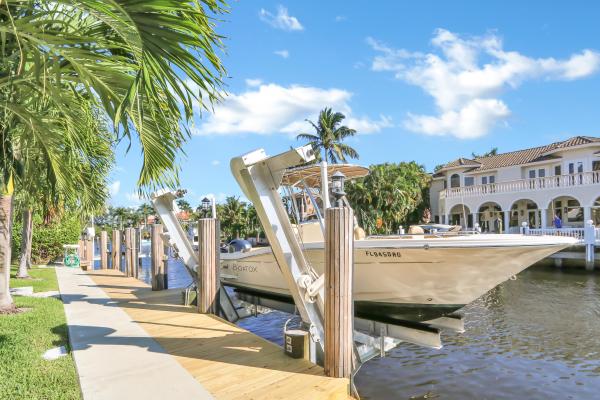 Lake Rogers Isle, 798 NE 35th St, Boca Raton, Florida 33431, image 2