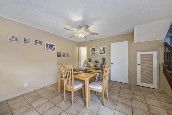 Los Mangos Patio Villas, 505 SE 27th Way, Boynton Beach, Florida 33435, image 2