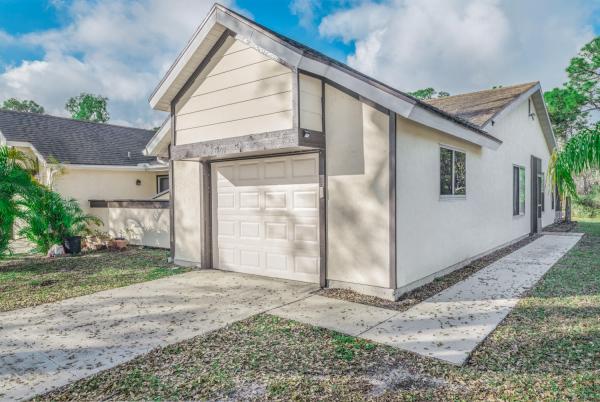 Rivergreen Villas, 1402 SE Rivergreen Cir, Port St. Lucie, Florida 34952, image 1