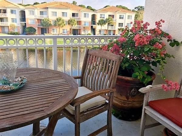 Fiore At The Gardens, 10306 Myrtlewood Cir W, Palm Beach Gardens, Florida 33418, image 2