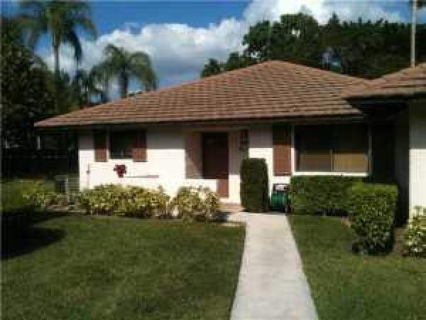 Club Cottages, 826 Club Dr, Palm Beach Gardens, Florida 33418, image 1